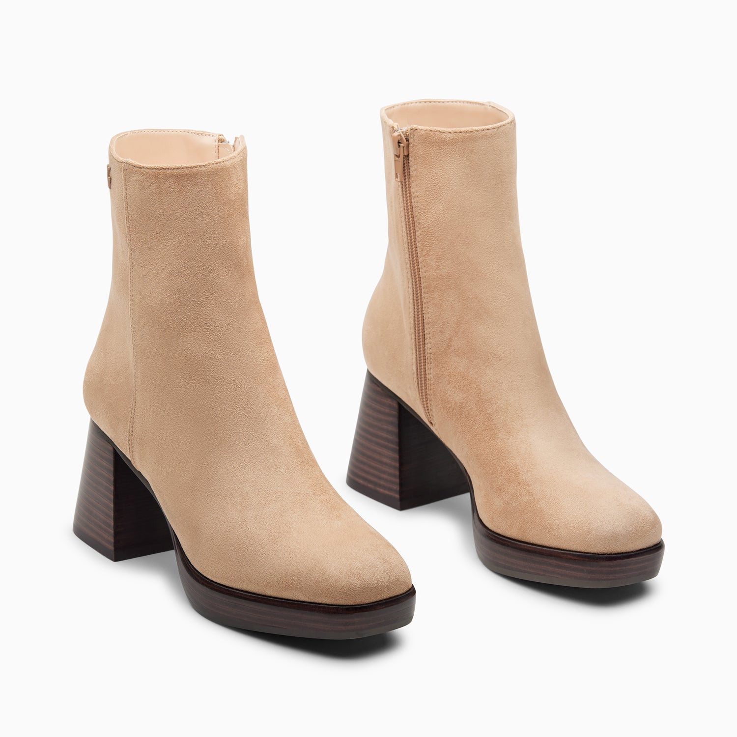 Anna field boots a talon cognac hot sale