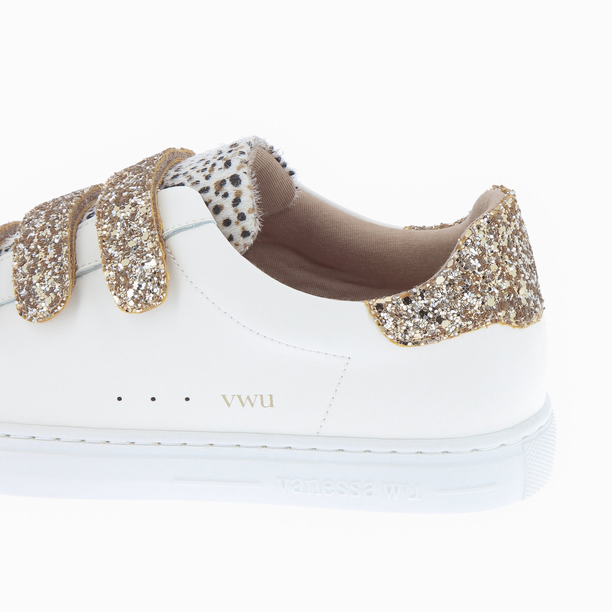 White and gold Nour sneakers with velcro Vanessa Wu